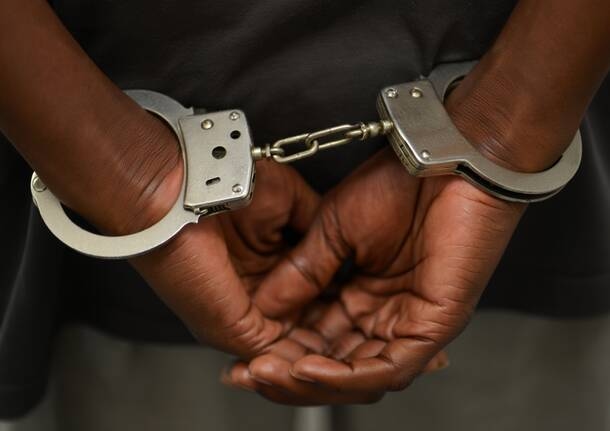 Varese - Varese, un joven nigeriano es arrestado y regresa a casa - - Noticias de Varese