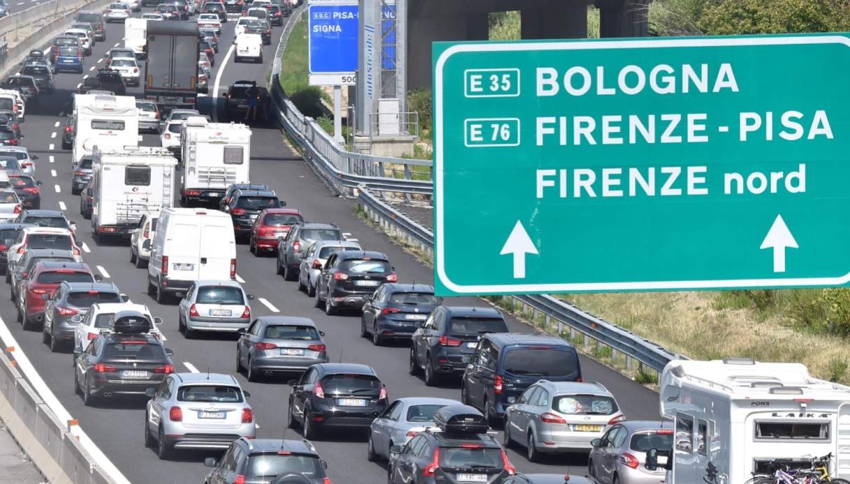 Ruch drogowy na autostradzie dzisiaj, 14 lipca 2025 r., w czasie rzeczywistym