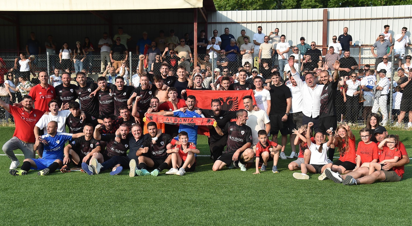 Taulantet: Arnavutça konuşan bir futbol sahasında kültürel devrim