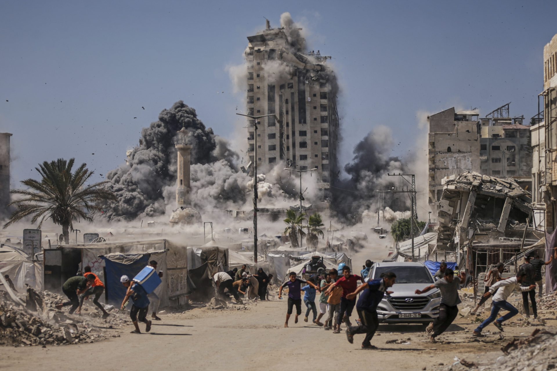 A cobertura de notícias estrangeiras está crescendo: Gaza domina a agenda, mas as vozes palestinas permanecem invisíveis.