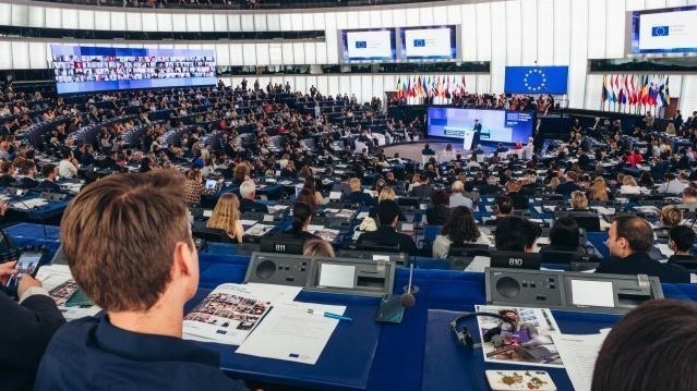 Sustentabilidade, economistas europeus: "Políticos, voltem a estudar!"