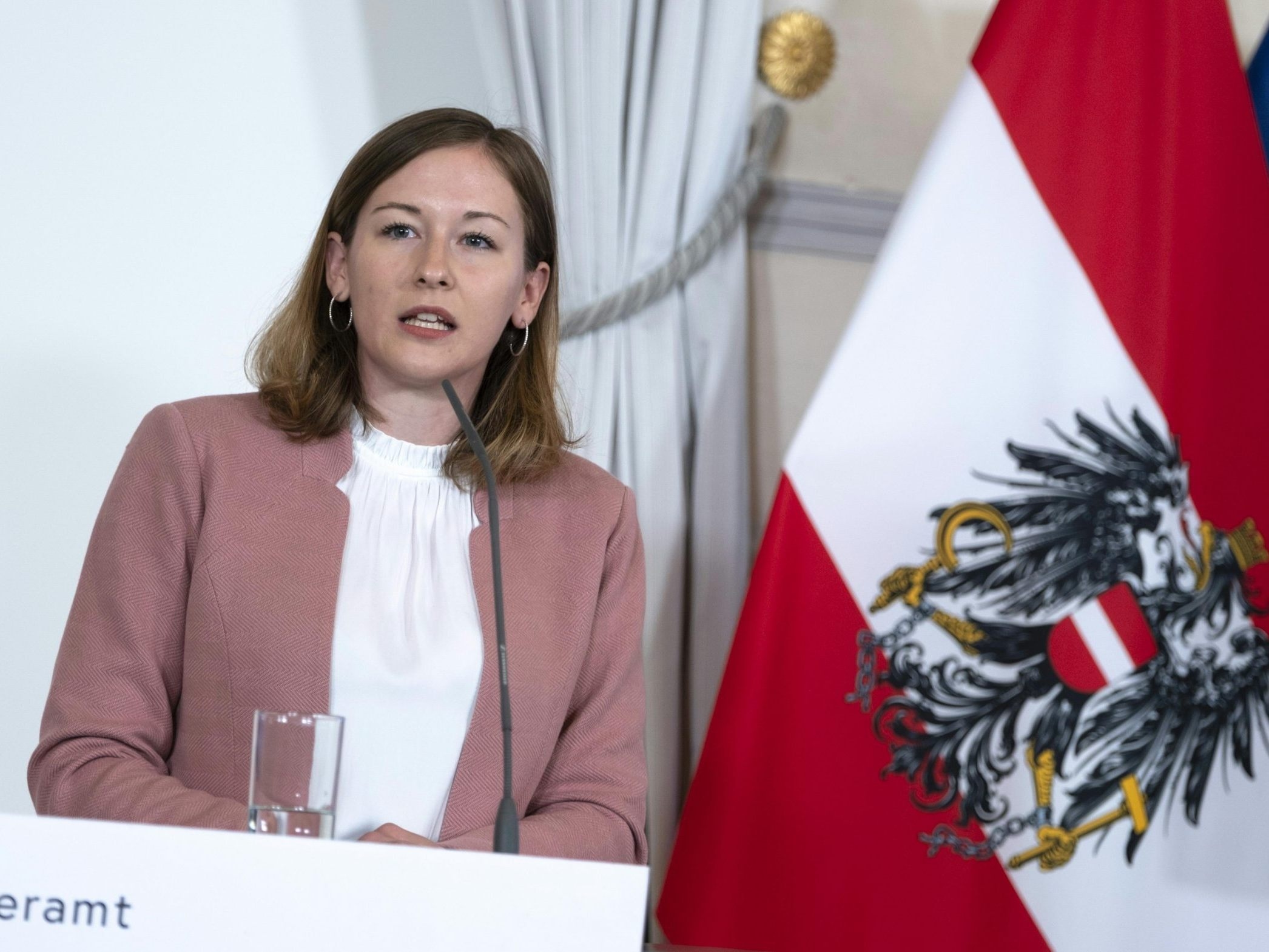 Integration Will Become Mandatory for Refugees in the Future