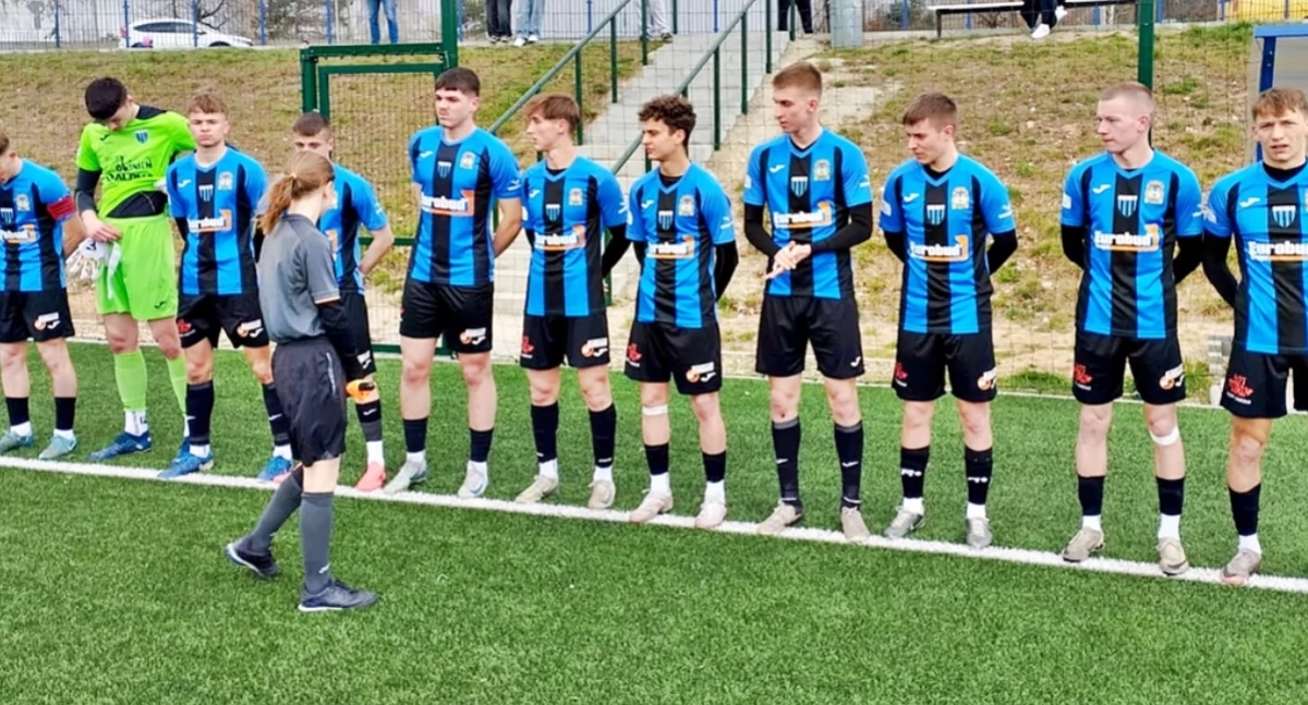 El JKS Jarosław junior derrotó al subcampeón de Nowy Sącz