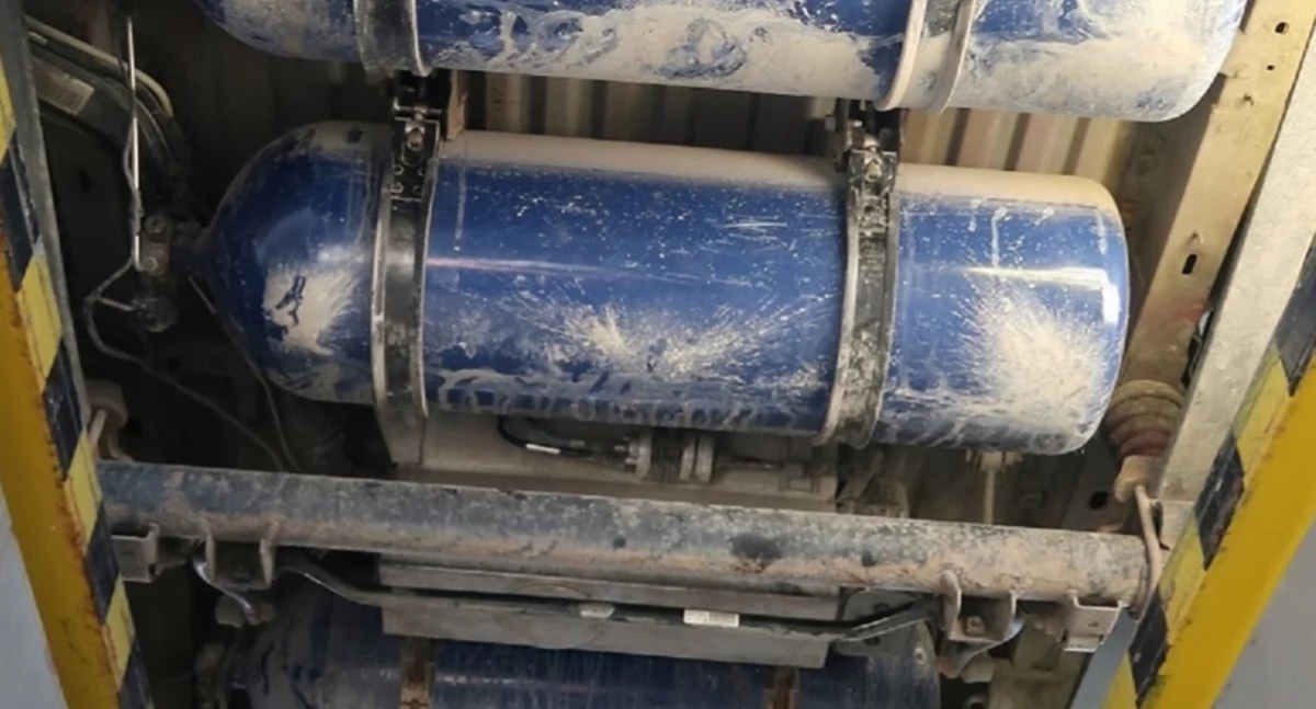 Budomierz: KAS incautó casi 200 kg de refrigerante [FOTOS]