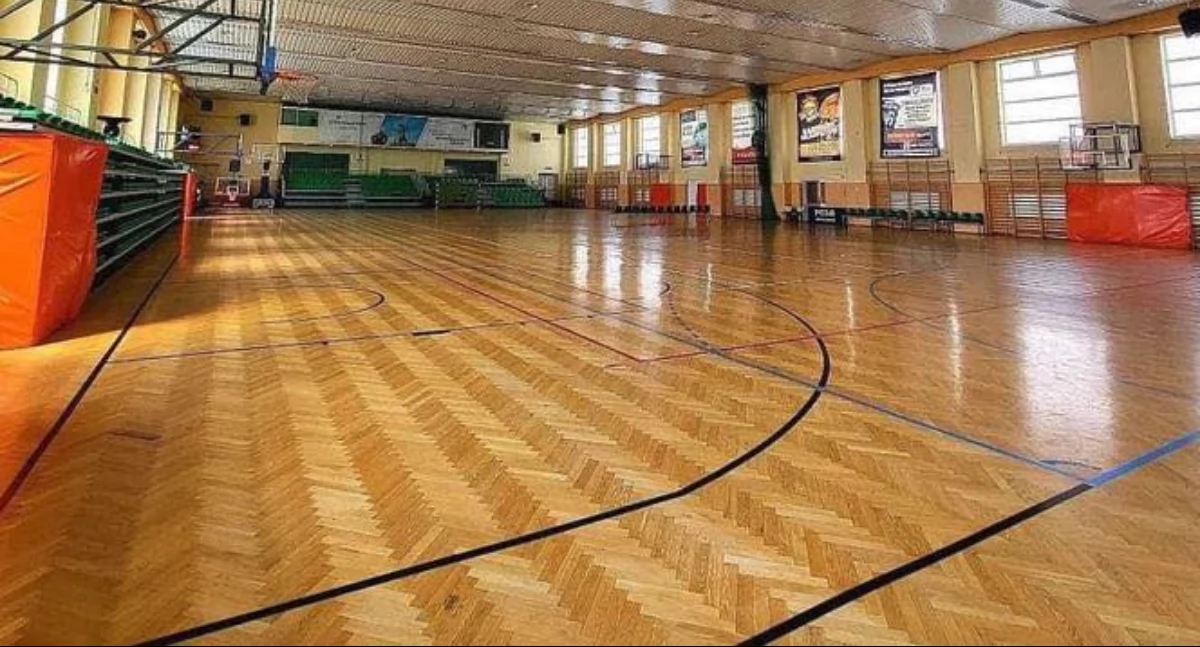 There will be a new parquet floor in the POSiR hall