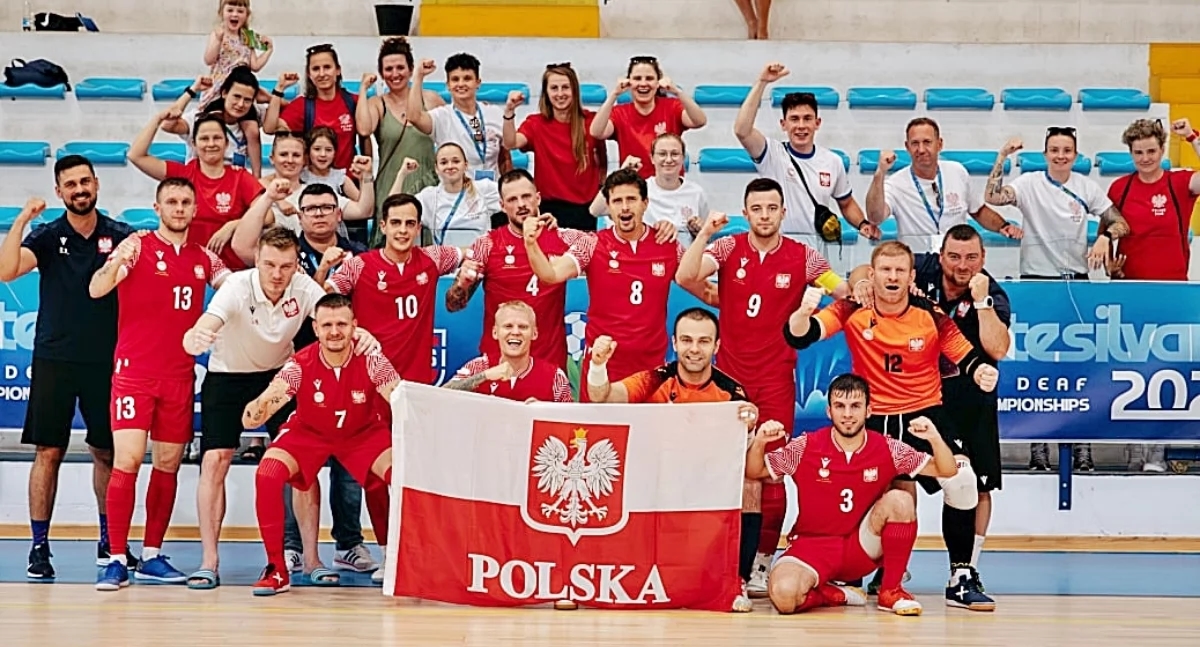 Nacido en Przemyśl y miembro de la selección nacional polaca, brilló durante el Mundial.