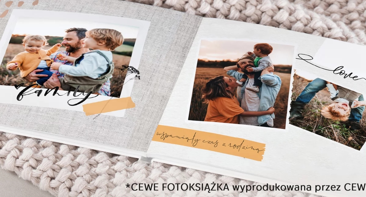 What formats can a photo calendar have and what should you include in it?