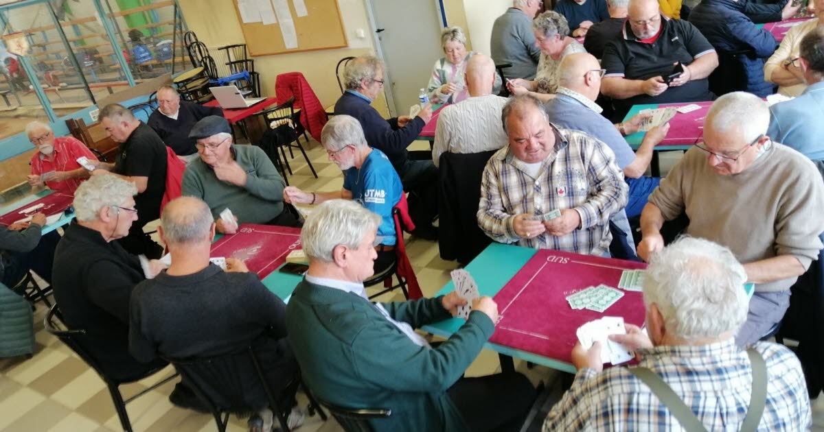 Vals-près-le-Puy. Los tarotistas retienen las cartas durante seis meses.