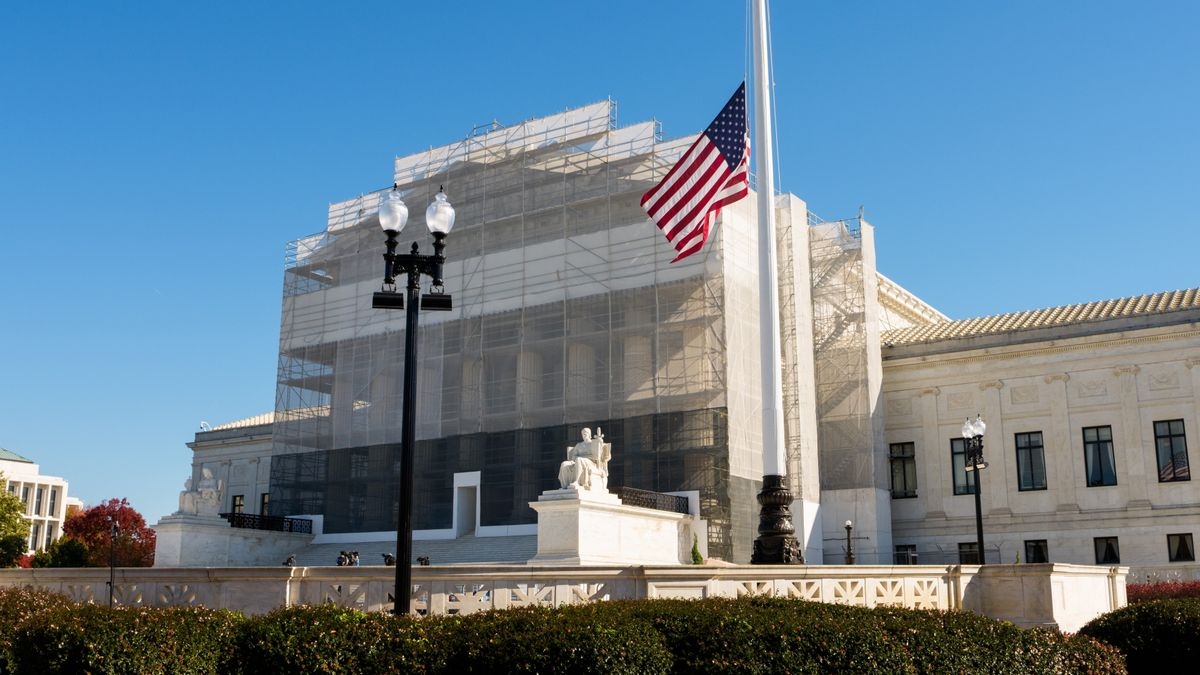 Spór celny: Sąd Najwyższy wątpi w legalność ceł Trumpa