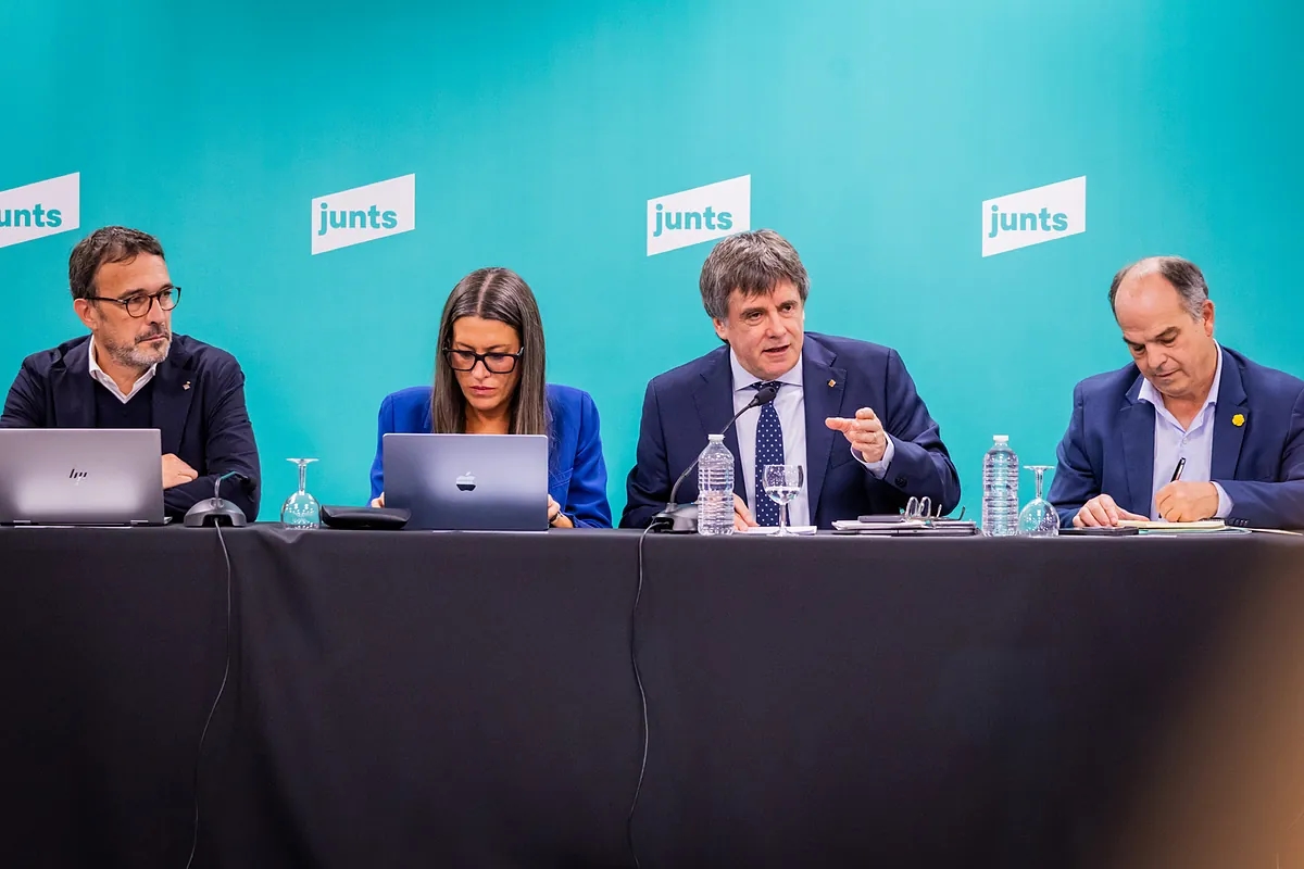 The Junts executive unanimously advocates breaking with the PSOE