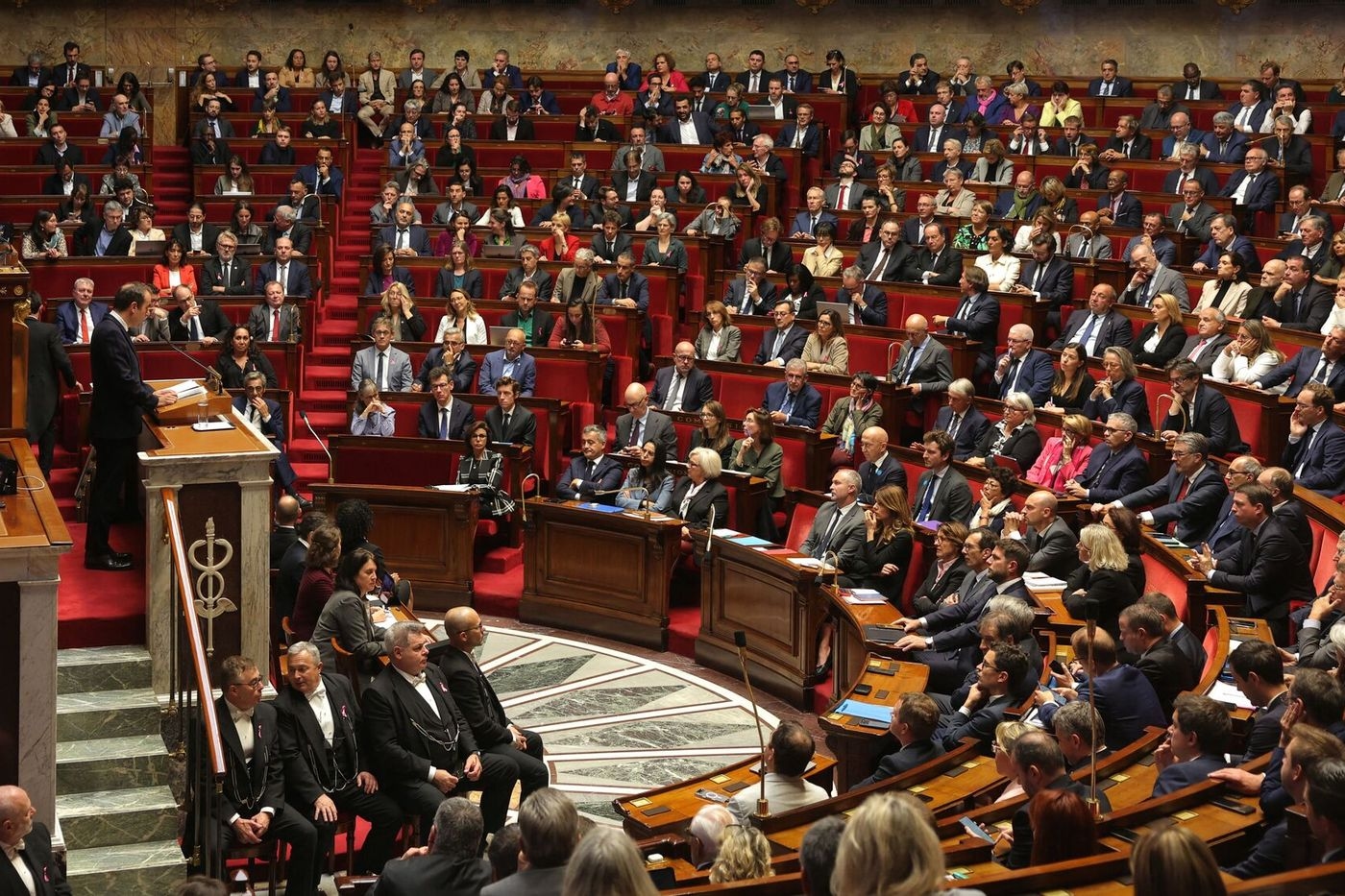 “Vogliamo solo lavorare!”: il racconto di una giornata unica all’Assemblea Nazionale