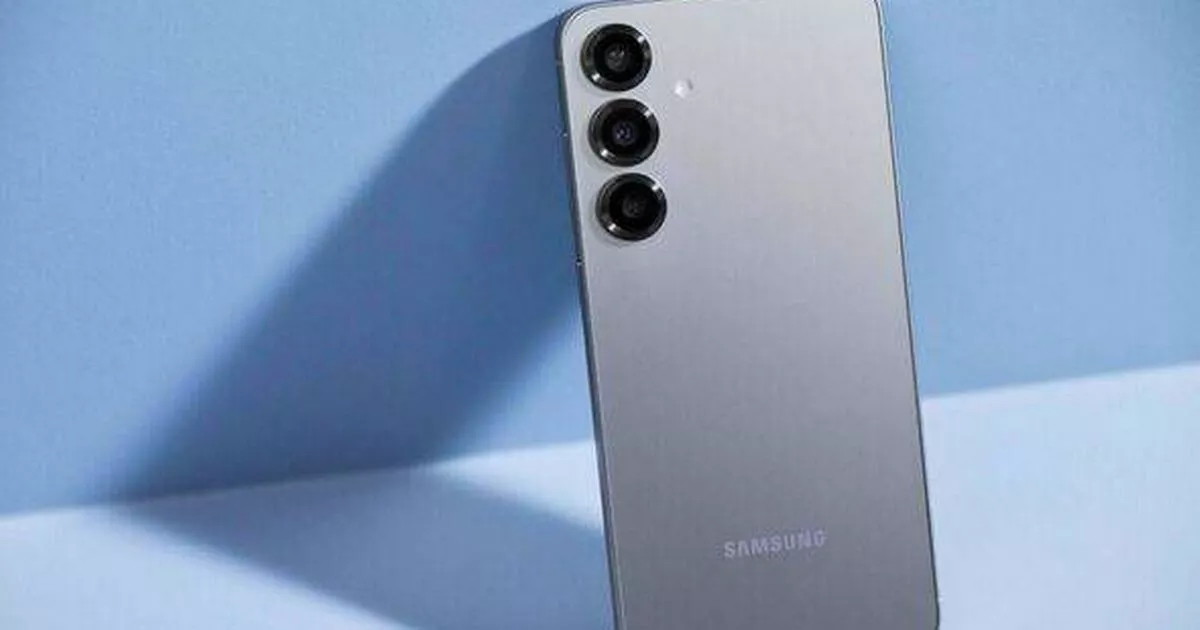 Sky, Black Friday 2025'i muhteşem 22 £'luk Samsung Galaxy S25 teklifiyle başlatıyor