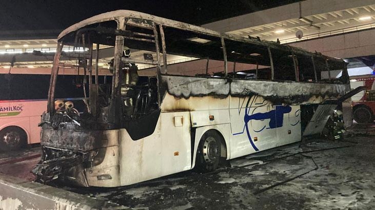Frightening fire at AŞTİ! Parked passenger bus catches fire