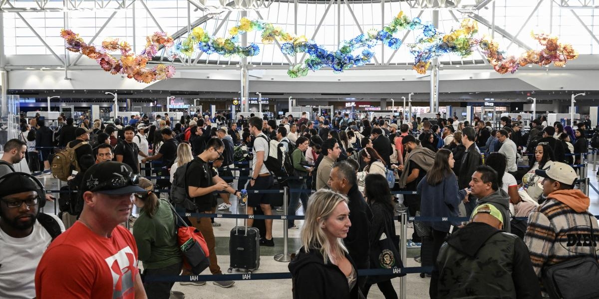 Plus de 1 200 vols annulés aux États-Unis en raison de la paralysie du gouvernement