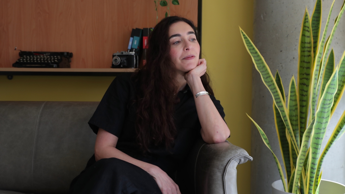 Fernanda Trías gewinnt den Sor Juana Inés de la Cruz-Literaturpreis 2025 für ihren Roman „Der Berg der Furien“.