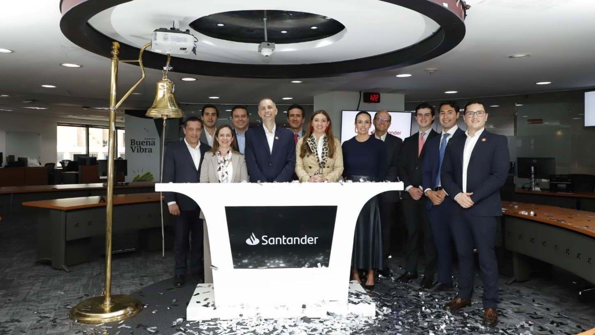 Banco Santander привлек почти 1 триллион долларов США в ходе своего первого выпуска облигаций устойчивого развития в Колумбии: он разместил 350 миллиардов долларов США на экологические и социальные проекты.