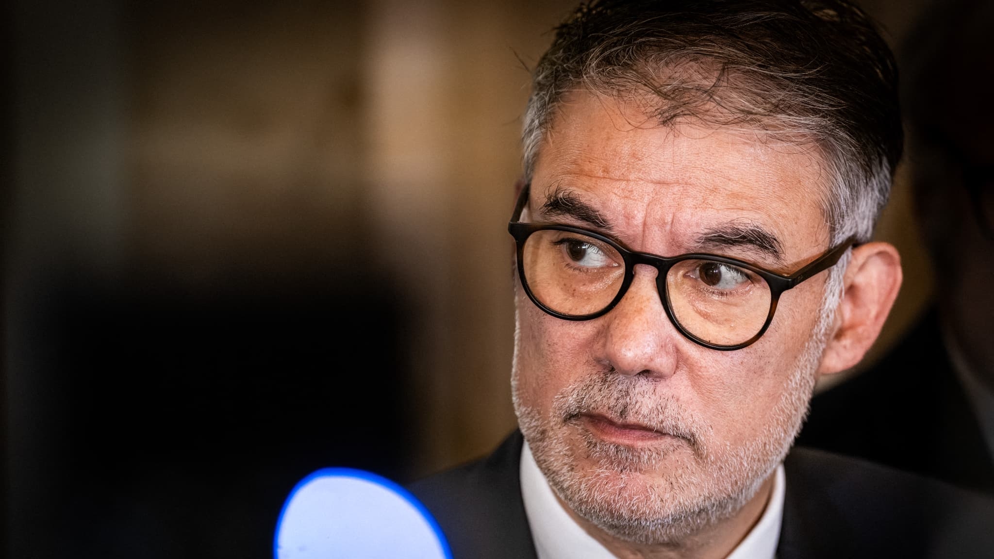 "Corriger en profondeur le projet du gouvernement": Olivier Faure défend le vote du PS sur le budget