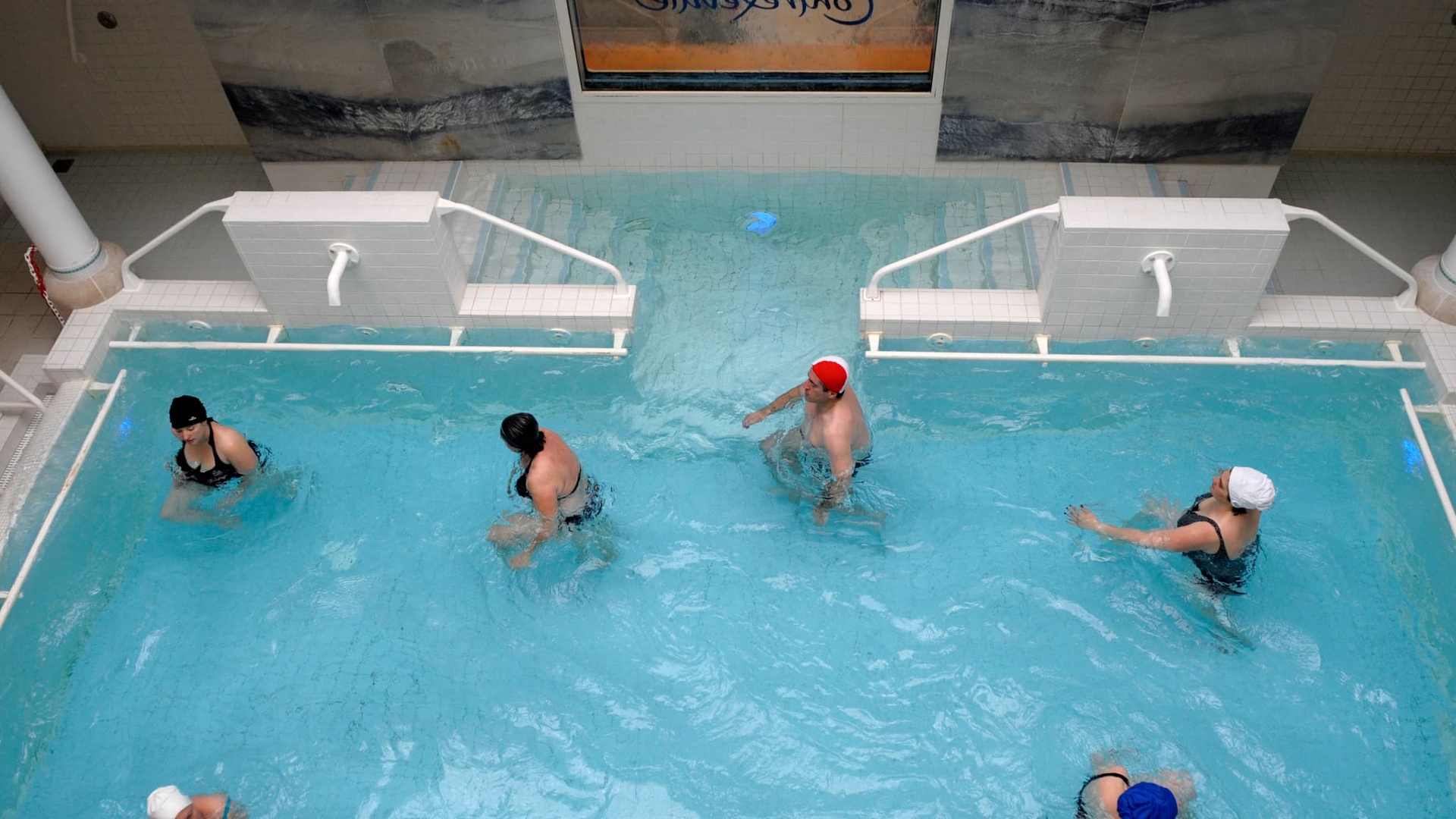 Vers la fin du remboursement des cures thermales? "Un mal de dos c'est 3 semaines remboursées à 100%"