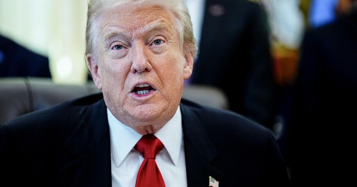 La Cour suprême n'est absolument pas convaincue que les tarifs douaniers de Trump soient constitutionnels.