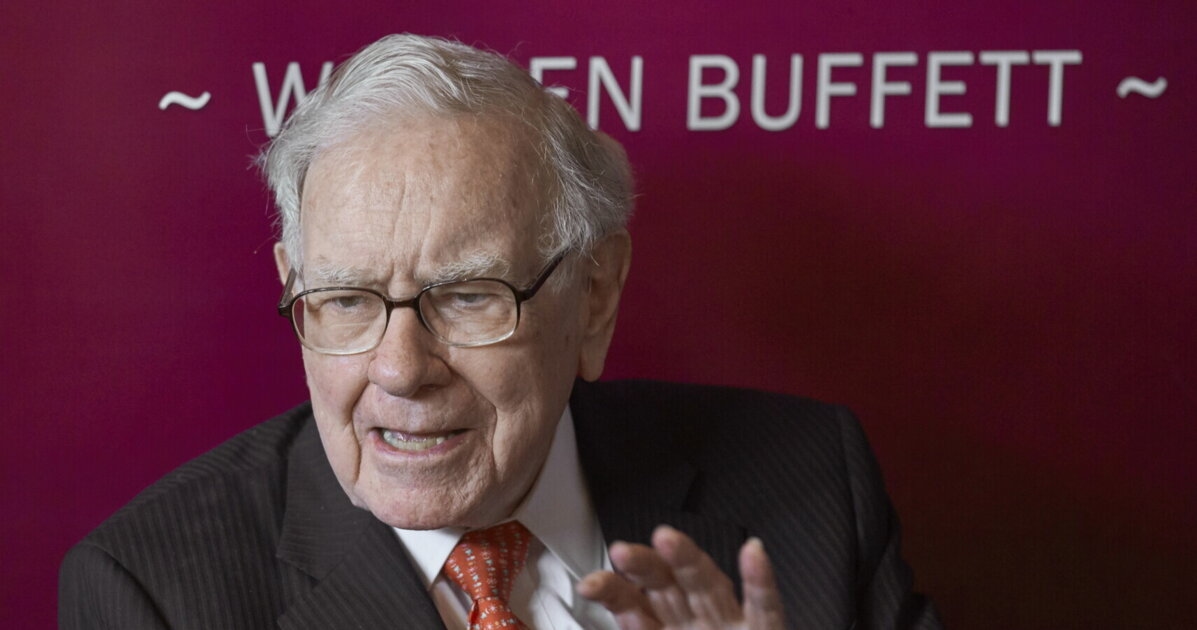 Buffet e Trump, i due volti opposti dell'America