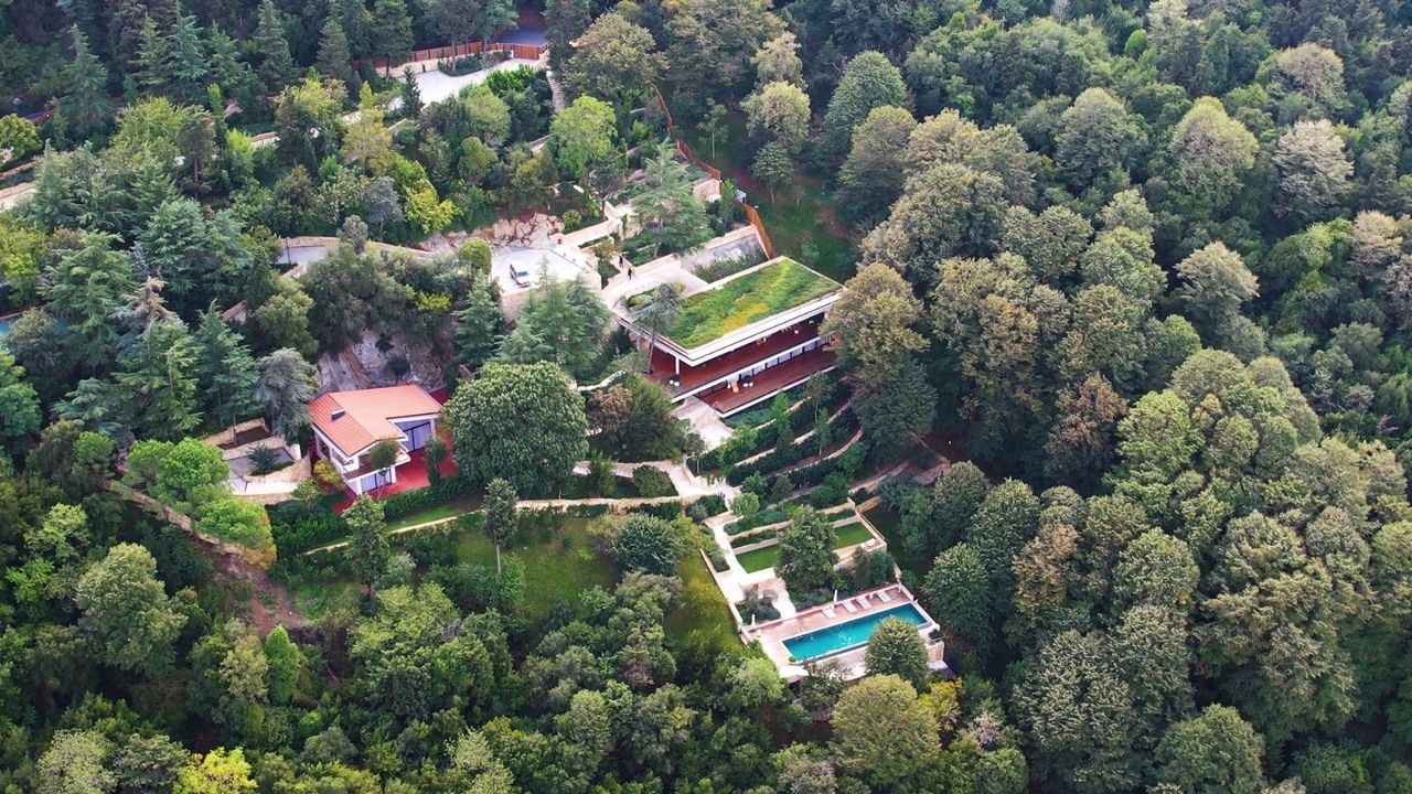 È stata avvistata l'ultima versione della villa dell'oligarca russo