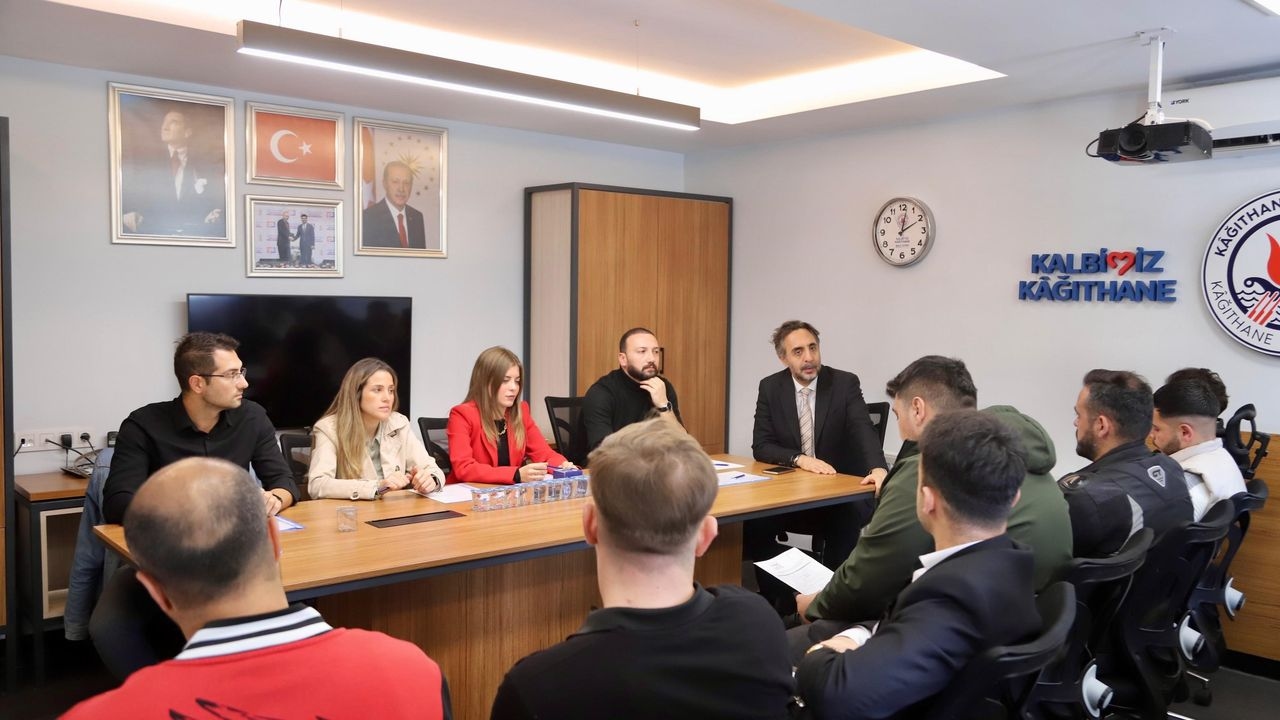 Employers and job seekers meet under the same roof in Kağıthane
