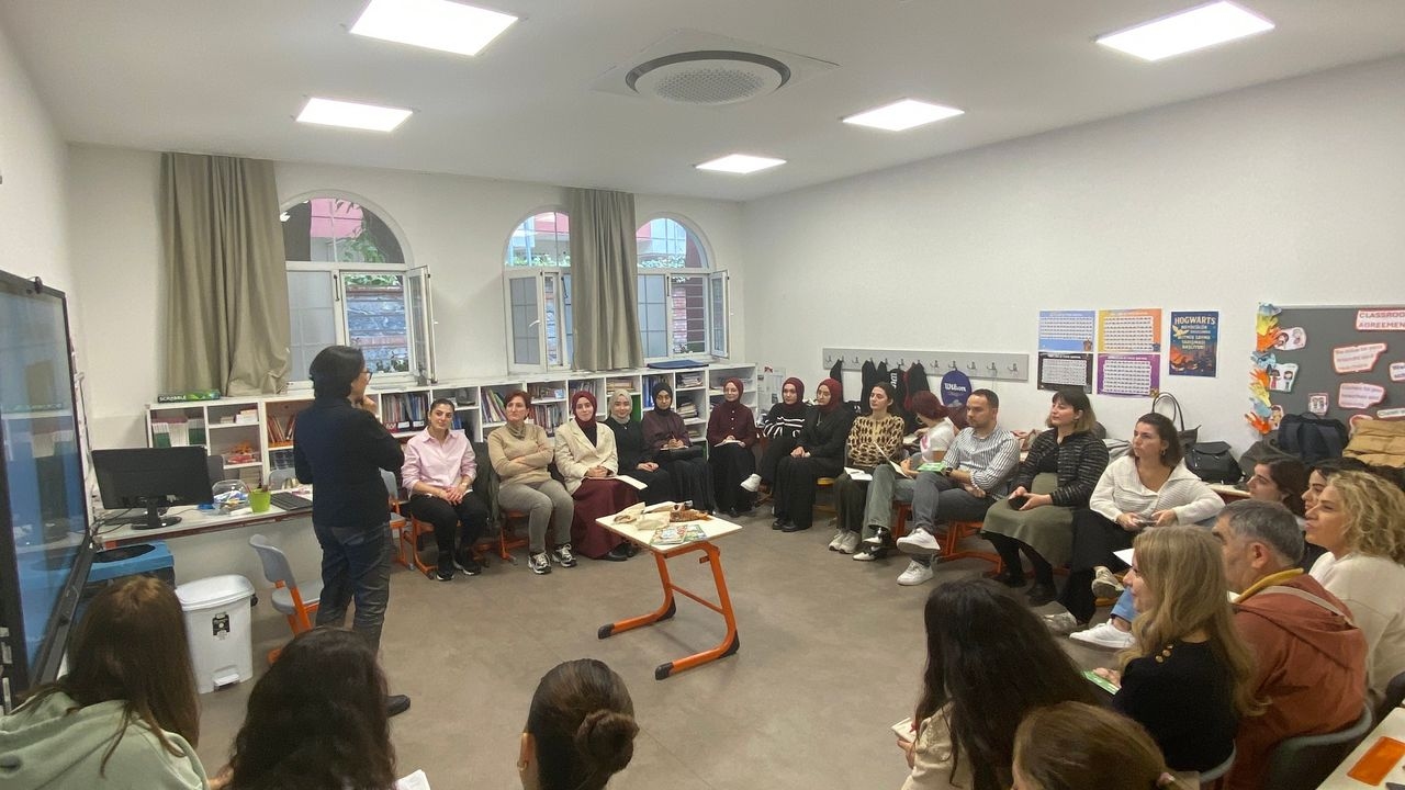 Teachers in Istanbul gathered at the 11th ÖRAV Education Festival