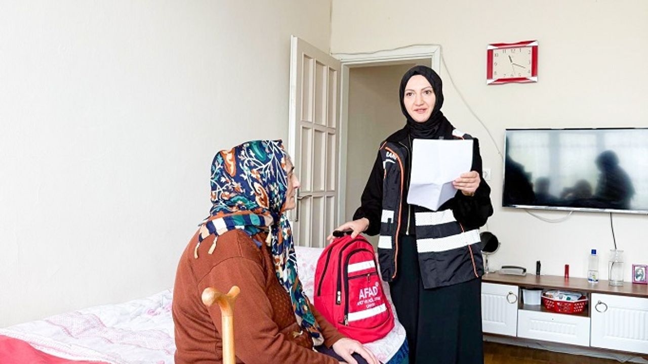 Ümraniye Municipality's "I'm safe at home" project for the elderly