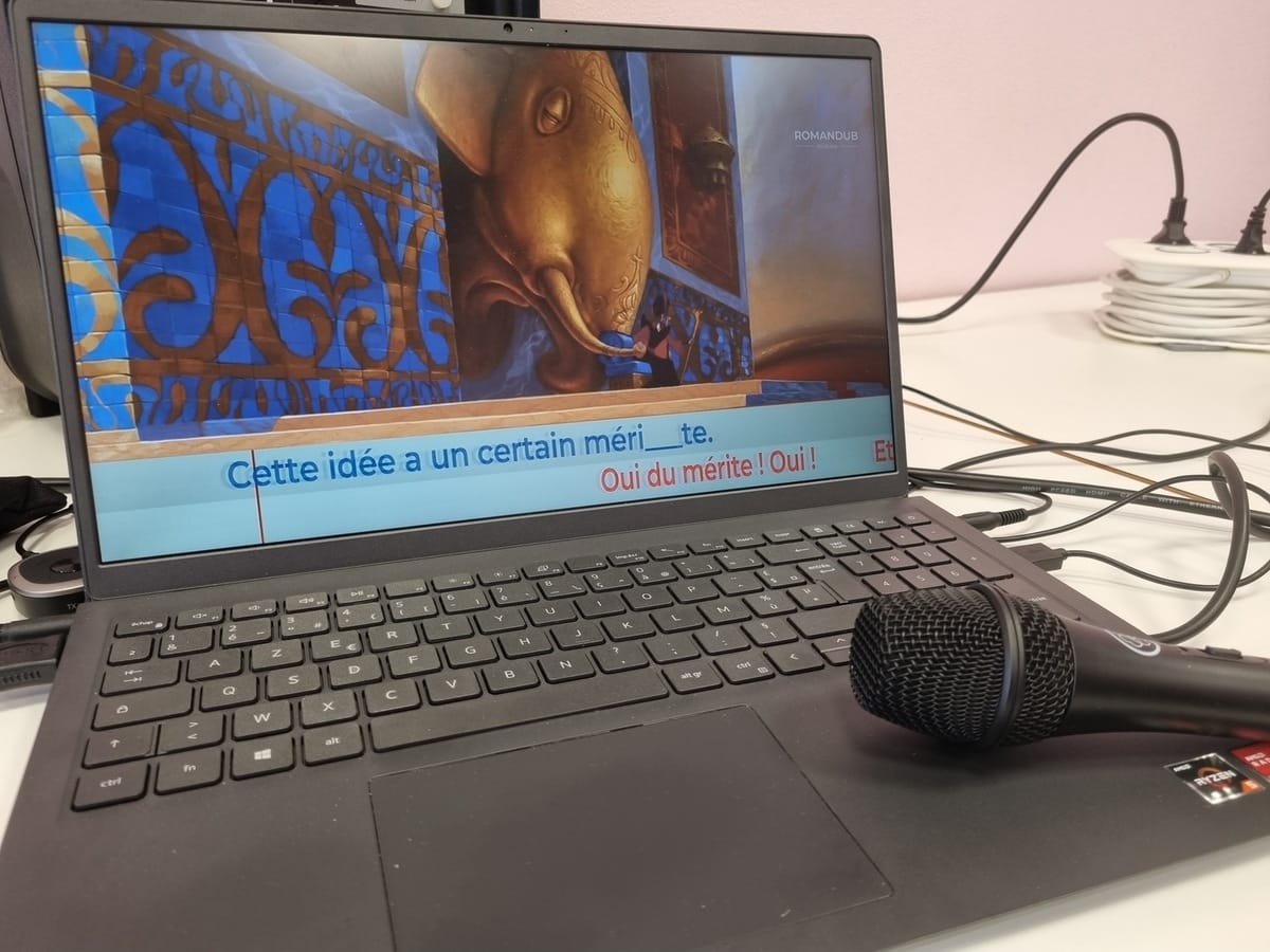 Dubbing or multiple-choice game with soundtrack