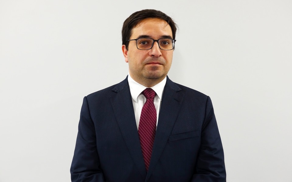 "Het is cruciaal om prikkels te creëren om spaargeld aan te trekken."