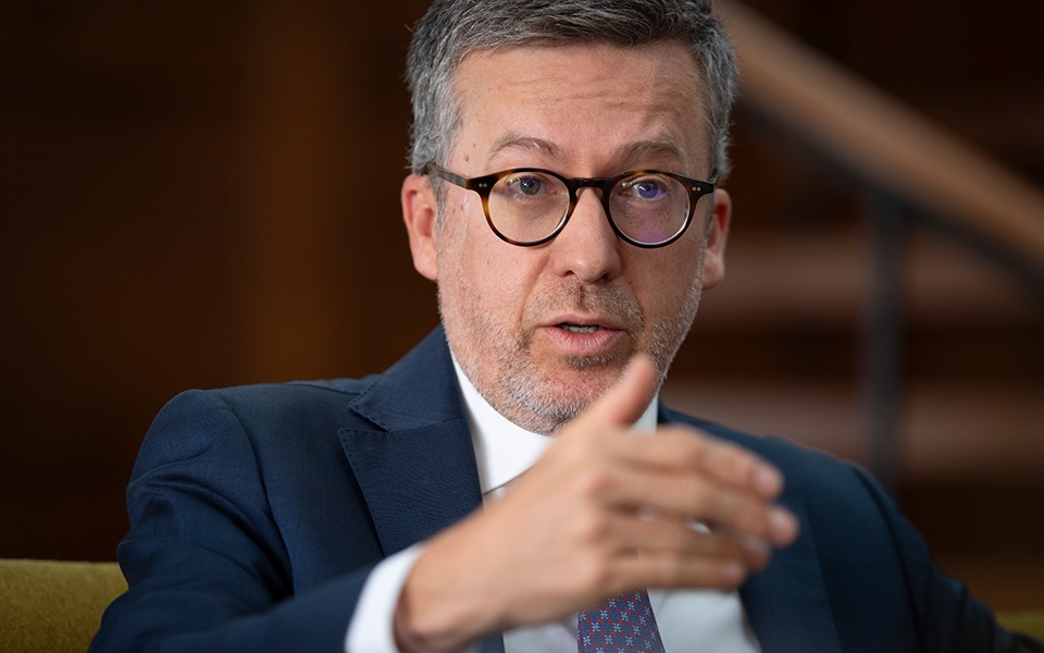 Carlos Moedas convoca una riunione per il giorno dopo le elezioni per “non rendere la questione partigiana”
