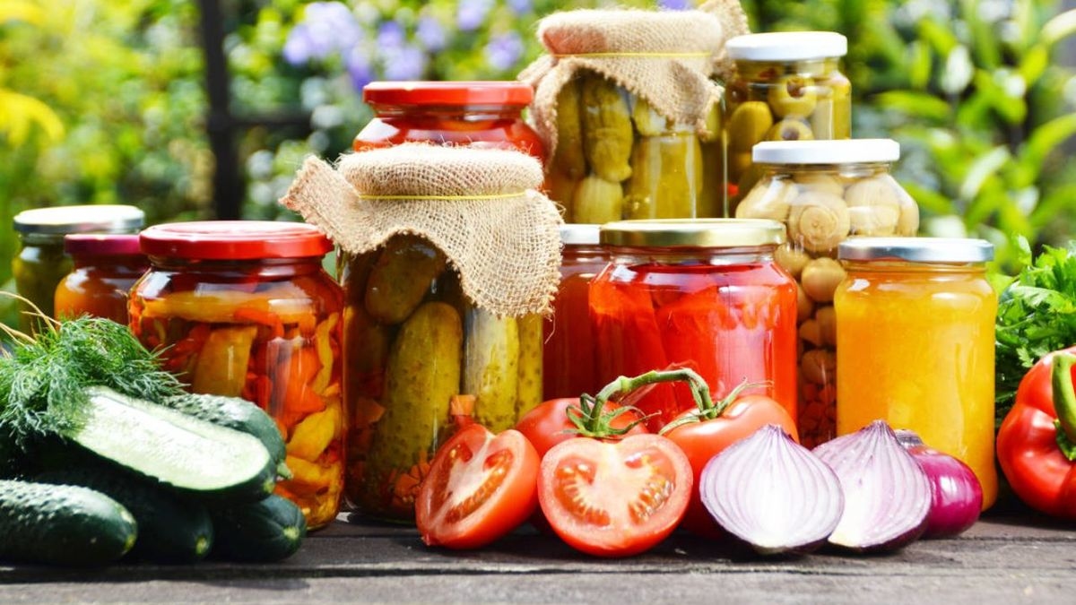Konserwowane warzywo, które zaskakuje swoimi codziennymi korzyściami trawiennymi