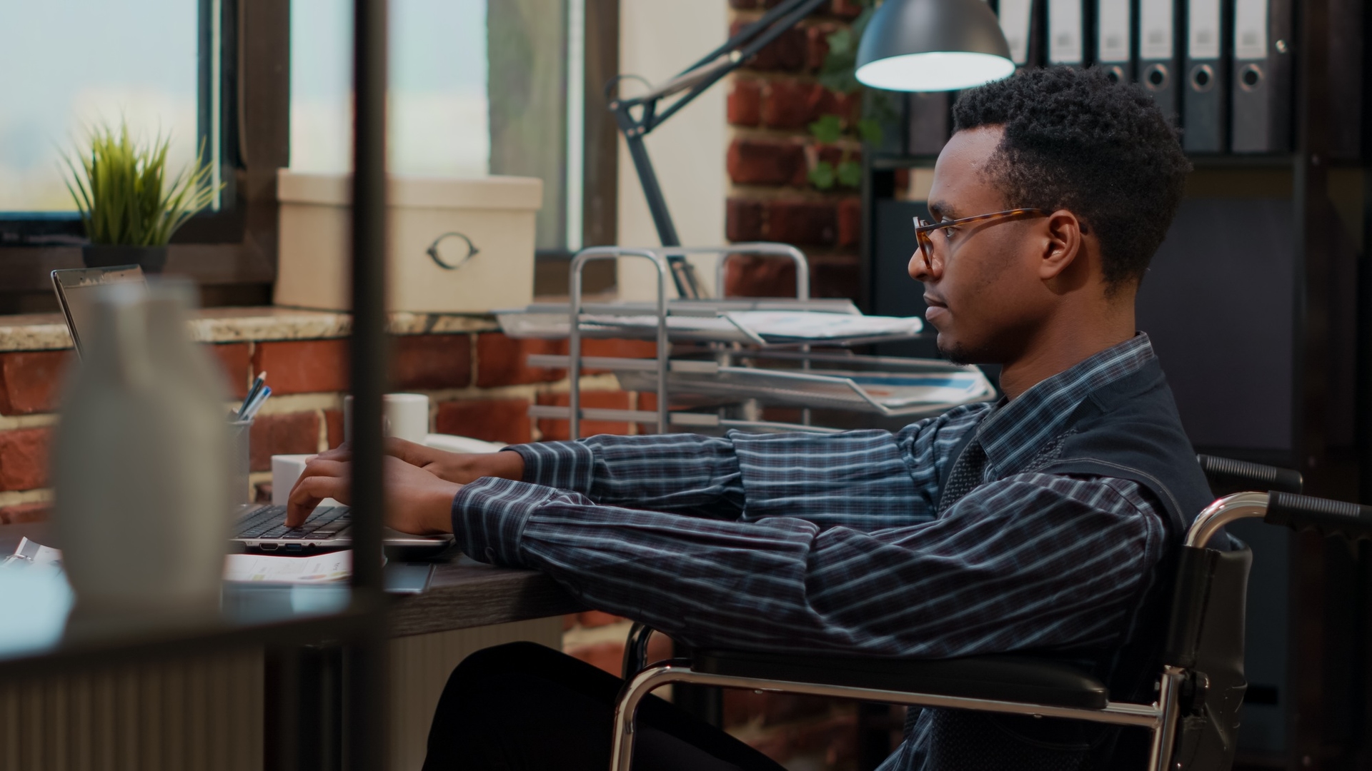 How to Develop an Effective Brand Strategy in 5 Steps