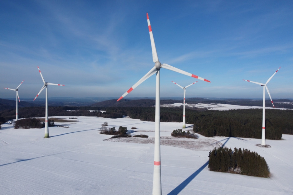 This will be the largest wind farm in the world. Orsted sold its stake to the Americans for $6 billion.