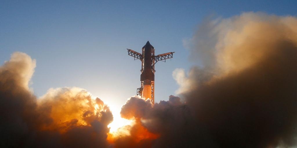 SpaceX wystrzelił swoją megarakietę Starship w udanym locie testowym