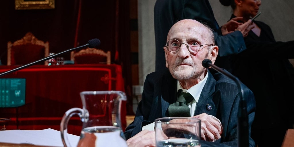 Álvaro Pombo: „Meine Berufung liegt nicht in der Freude am Schreiben, sondern darin, geschrieben zu haben.“