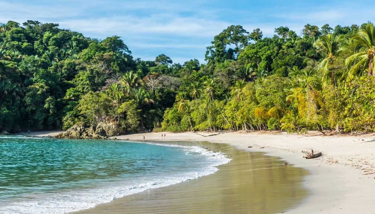 Sueña con el calor: aquí te decimos adónde ir en Navidad de 2025 para escapar del invierno.