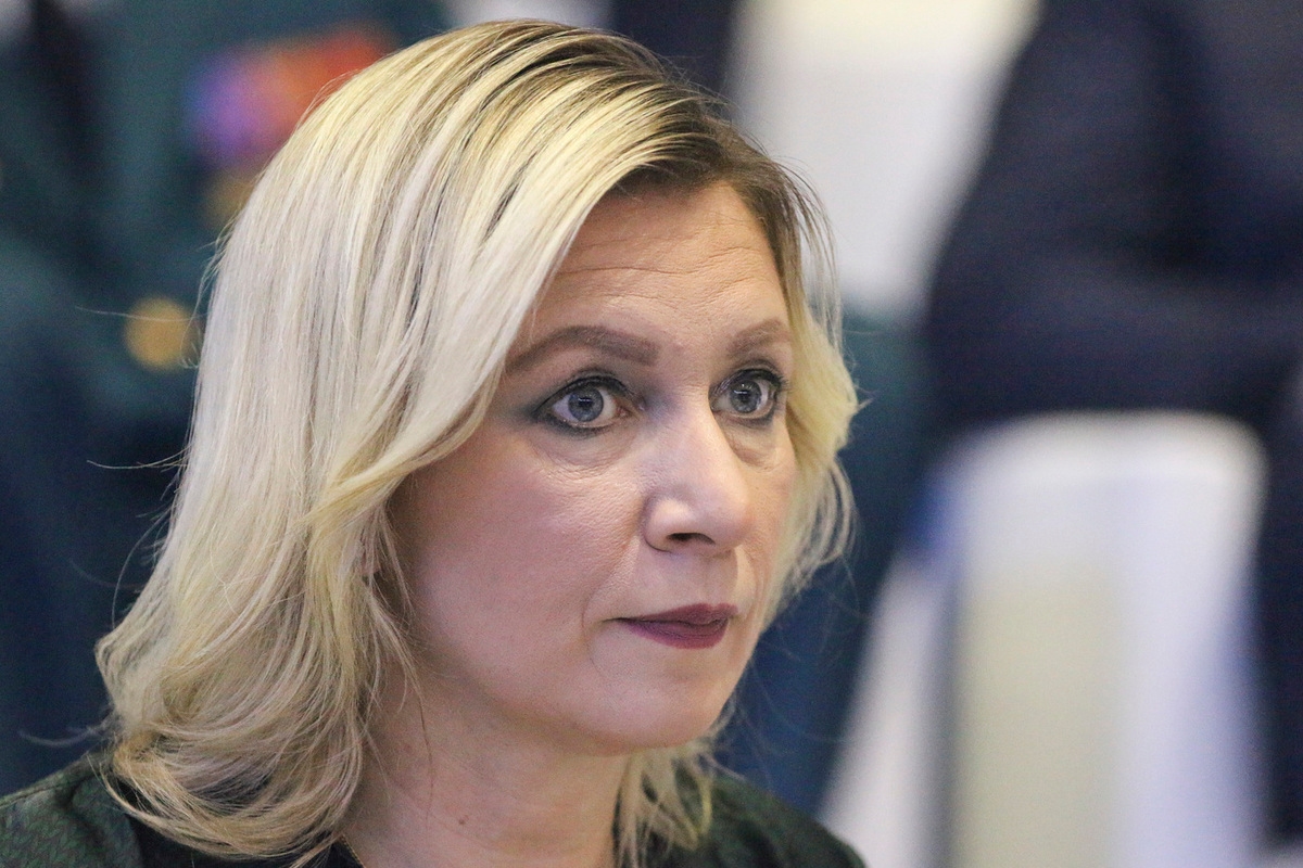Zakharova spoke about limiting the issuance of visas to Russians