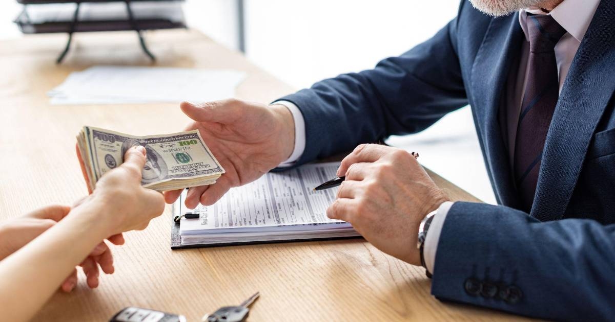 Kredyty komercyjne w całym kraju zwalniają: Engel Capital