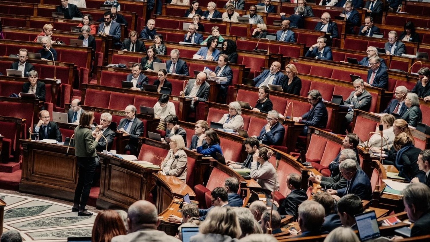 Budget de la Sécurité sociale : l'Assemblée adopte une taxe sur les boissons énergisantes alcoolisées