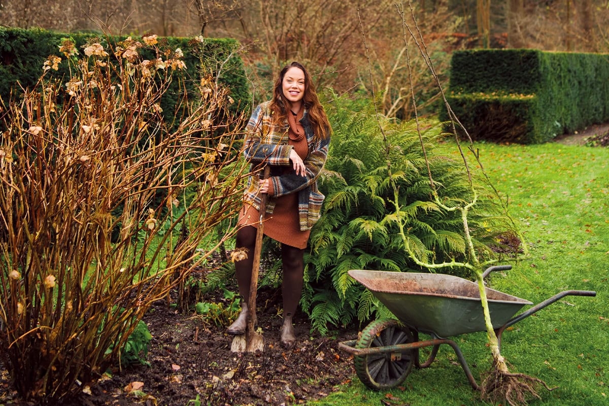 Expert tips for trees that also fit in a small garden