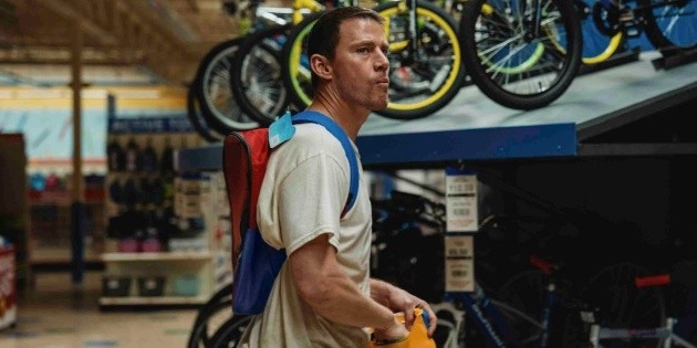 Today's recommendation at the movie listings is "Roofman: A Good Thief"