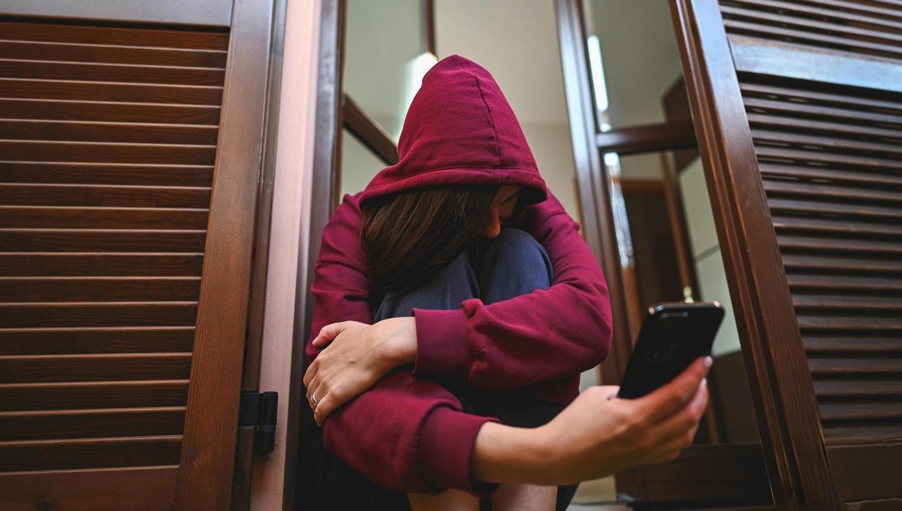 O ChatGpt pode ter levado a suicídios e colapsos de saúde mental: sete novos processos judiciais atingem a OpenAI.