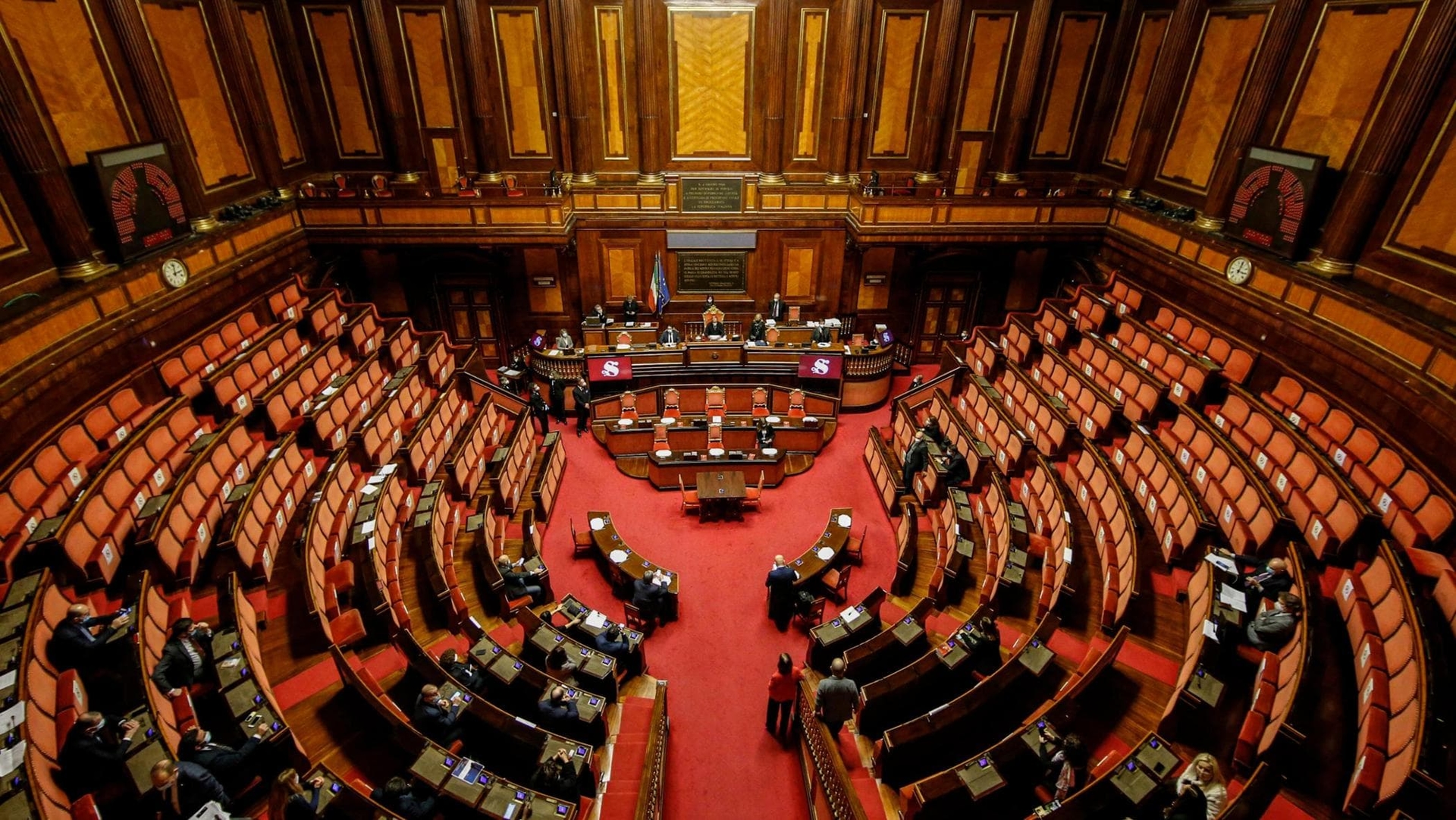 Presupuesto, Banco de Italia: "Hace poco para abordar la desigualdad." Istat: "Las reducciones del impuesto sobre la renta favorecen a los más ricos."