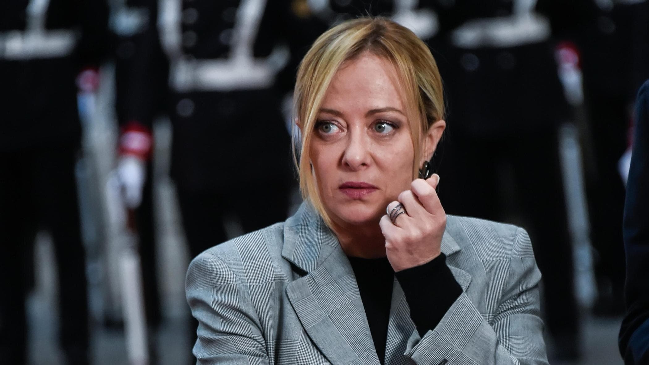 Las encuestas políticas muestran que el FdI ha caído por debajo del 30%. El Partido Demócrata también está perdiendo terreno.