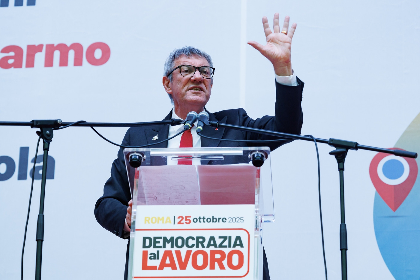 Meloni's plan is dat van de rijken: er is een algemene staking uitgeroepen en er is een vermogensbelasting geëist.